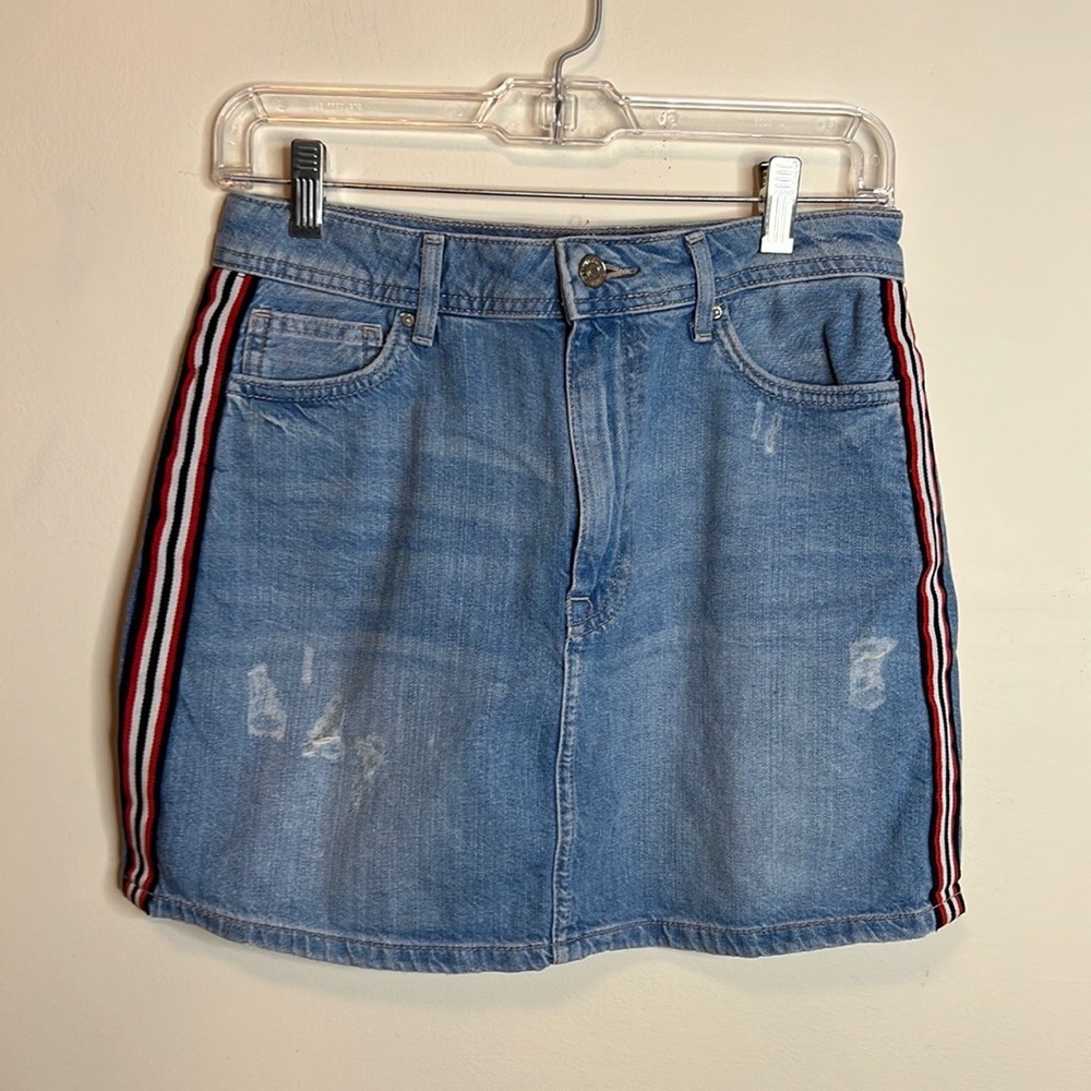 Forever 21 Striped Mini Denim Skirt
